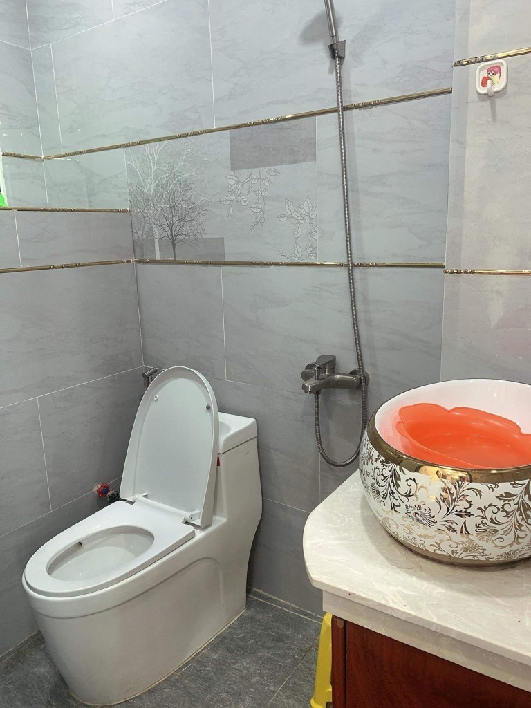 Bán Nhà Cao Cấp Gò Vấp - 7 Phòng, Ô Tô Vô Cửa, Giá 6.8 Tỷ