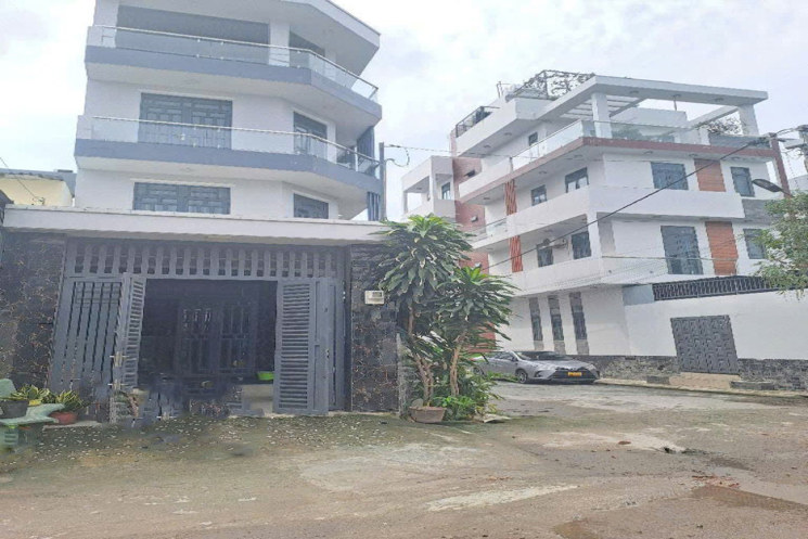 Nhà mới Mặt tiền Lô góc 4 tầng Xe tải tránh 90m2 – Thạnh Lộc 16 Q12