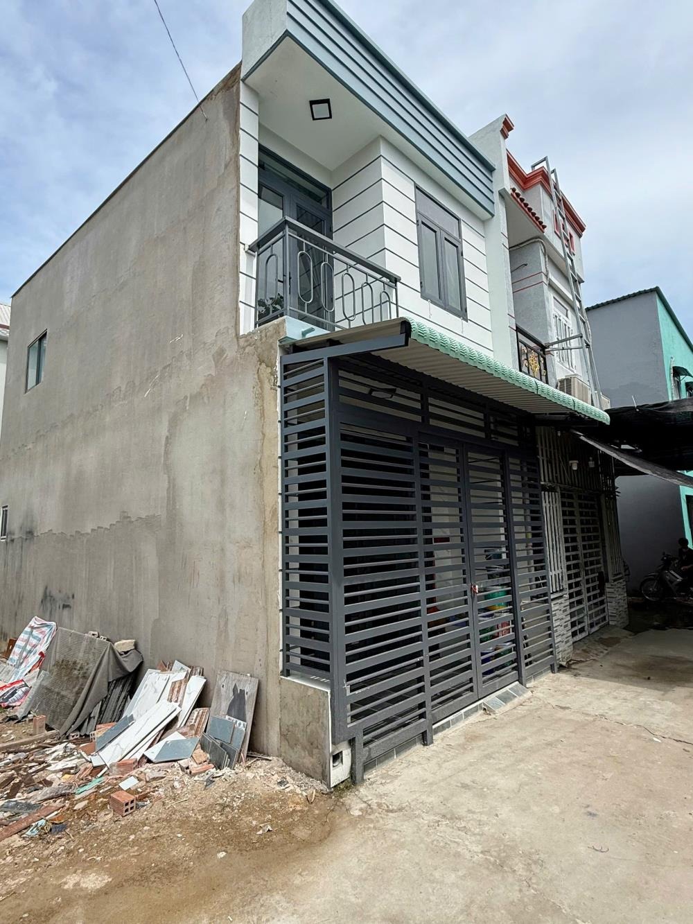 Nhà Giá Rẻ 550TR, Sổ Hồng Riêng - Nguyễn Văn Bứa, Công Chứng Ngay