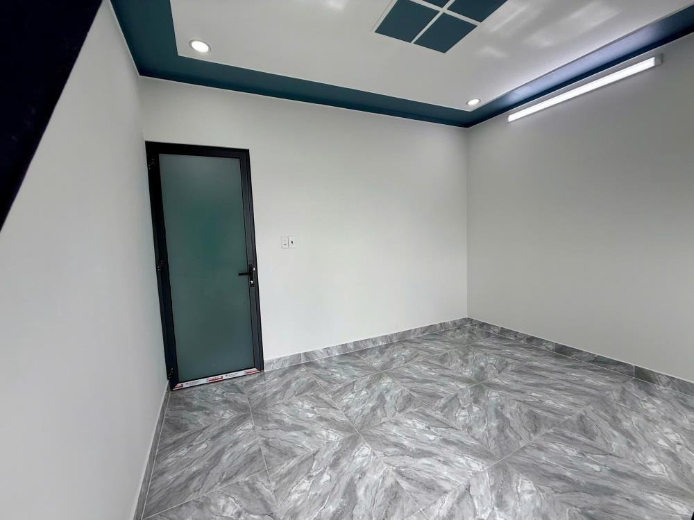 Nhà Giá Rẻ 550TR, Sổ Hồng Riêng - Nguyễn Văn Bứa, Công Chứng Ngay