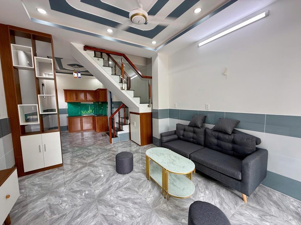 Nhà Giá Rẻ 550TR, Sổ Hồng Riêng - Nguyễn Văn Bứa, Công Chứng Ngay
