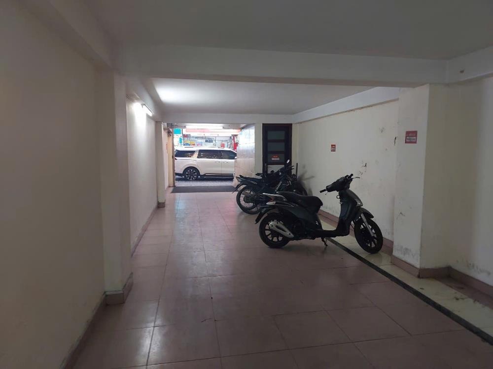 Bán Gấp Tòa VP Bạch Mai 129m2 7 Tầng Thang Máy - Giá 69 Tỷ
