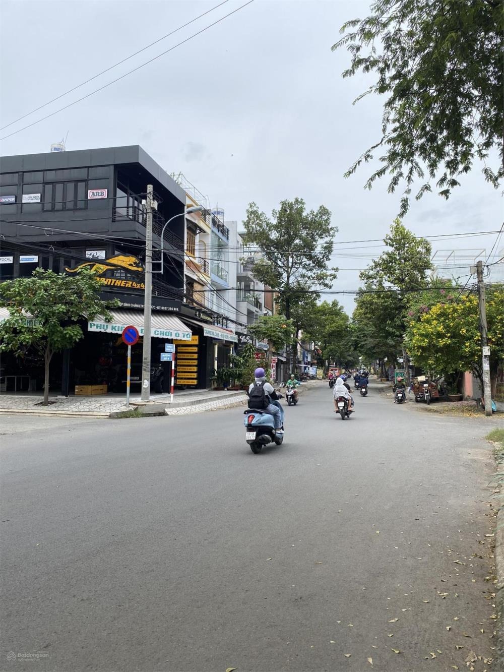 Bán nhà góc 2 mặt tiền đường Gò Dưa, vị trí đẹp, tiềm năng đầu tư