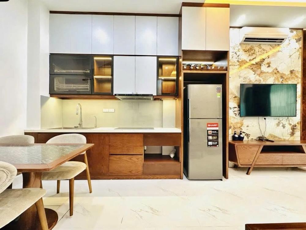 🏡 Bán nhà góc 5 tầng, sổ vuông, ngõ nông - Trương Định, Hà Nội