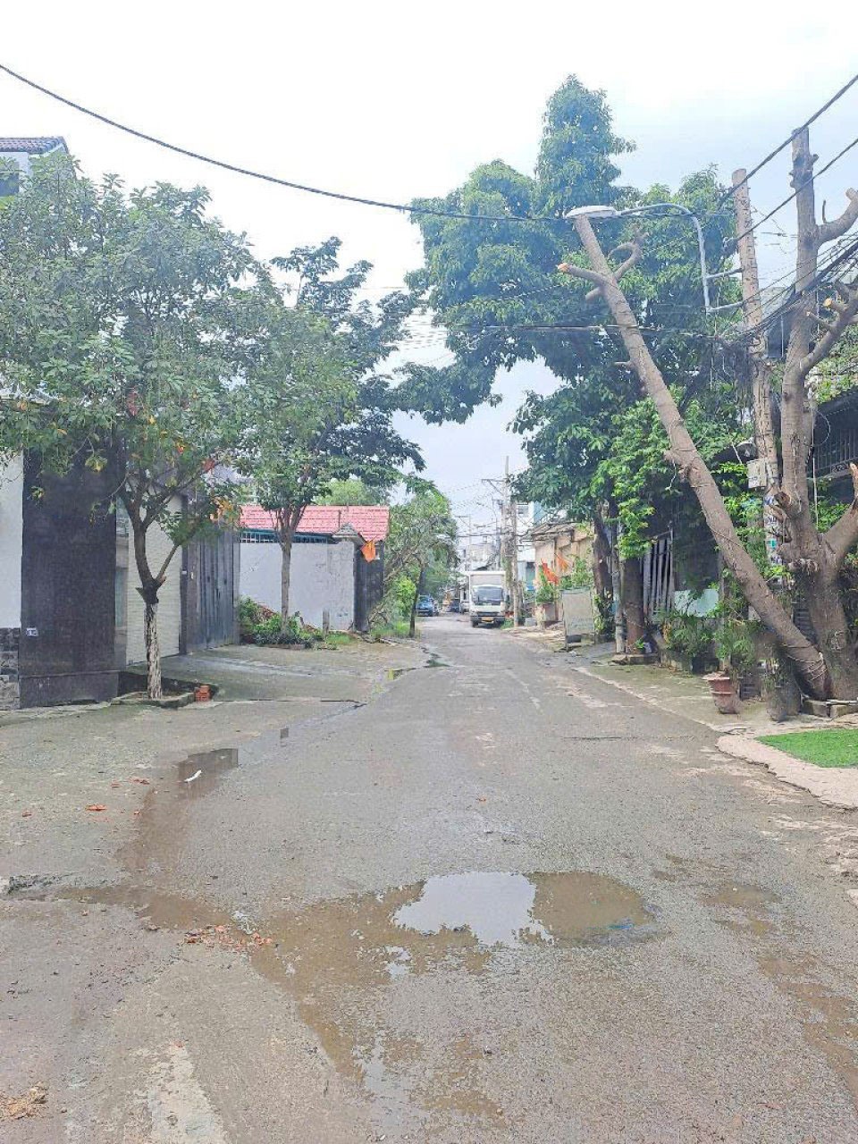 Nhà Mặt Tiền Lô Góc 4 Tầng Xe Tải Thạnh Lộc 16, Quận 12 - Ngân Hàng Hỗ Trợ