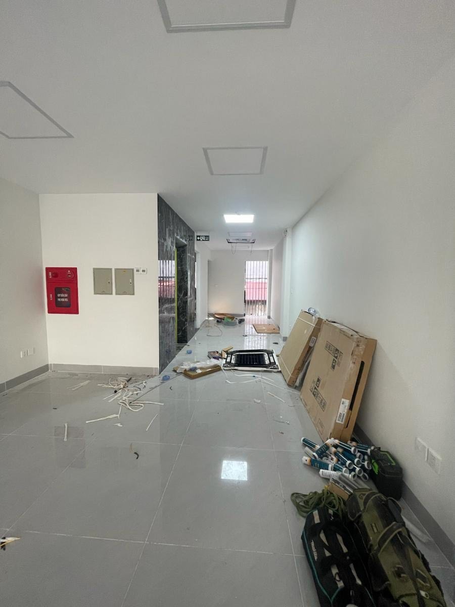 Bán Nhà Mặt Phố Đỗ Quang Cầu Giấy 70m2 - 8 Tầng, Thang Máy, 55 Tỷ