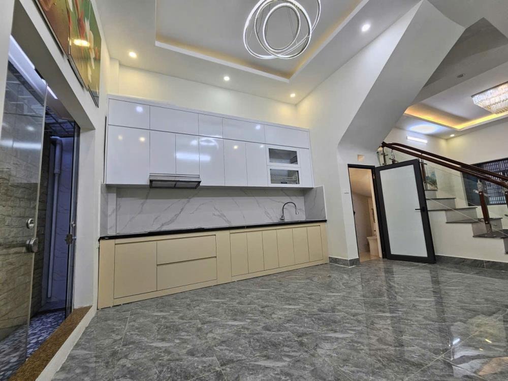 Bán nhà 4 tầng, vị trí đẹp - Ngõ 86 Tô Vĩnh Diện, Thanh Xuân