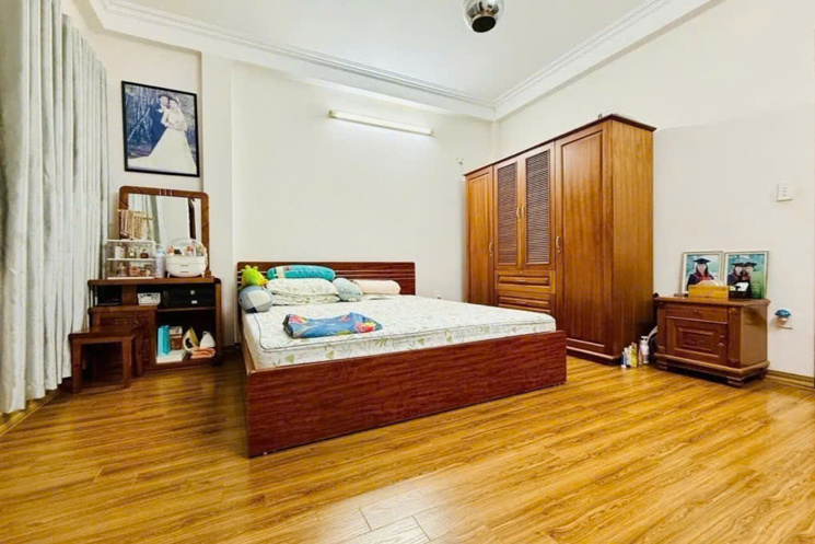 CHỈ 9.5 TỶ SỞ HỮU NHÀ ĐẸP HOÀNG HOA THÁM, NGÕ THÔNG, RỘNG THOÁNG – 4 TẦNG x 51M2