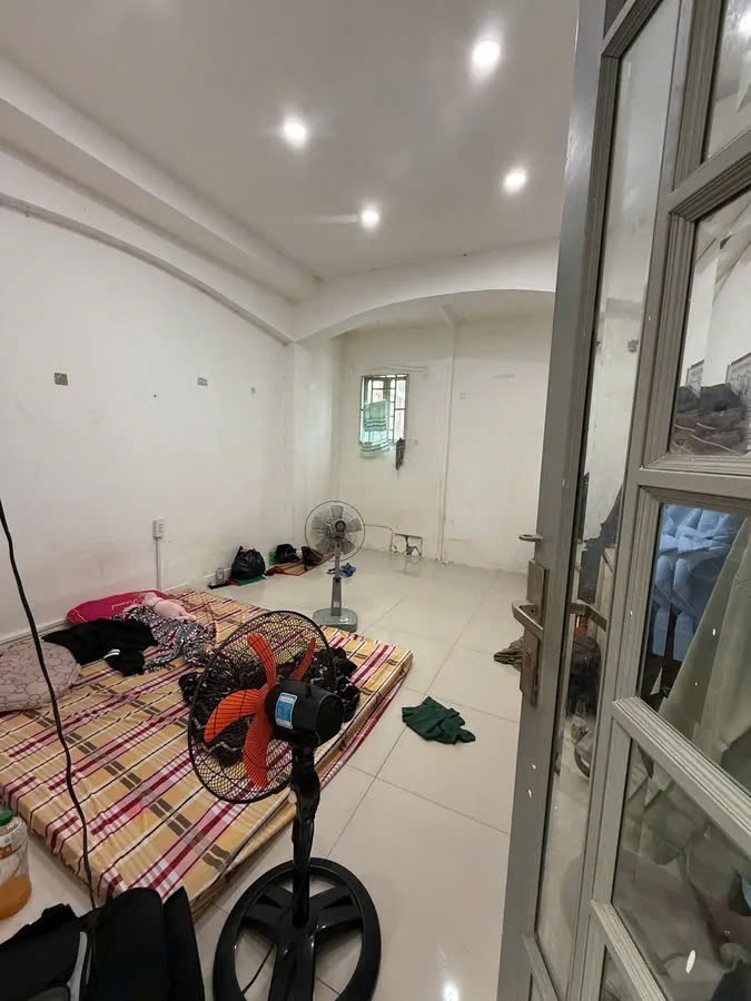 Nhà Mặt Tiền Tân Hải, Tân Bình - 60m2, 5 Tầng, KD Sầm Uất - 10.9 Tỷ