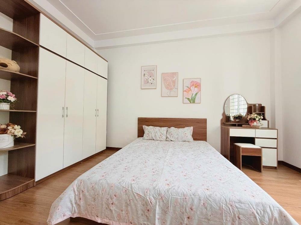 Nhà phố Kim Giang, Hoàng Mai - 36m2, 5 Tầng, Ô Tô Đỗ Cực Hiếm