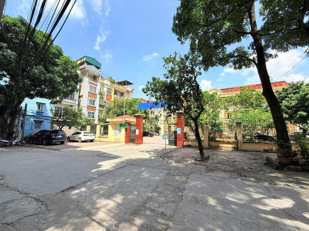 Nhà phố Kim Giang, Hoàng Mai - 36m2, 5 Tầng, Ô Tô Đỗ Cực Hiếm