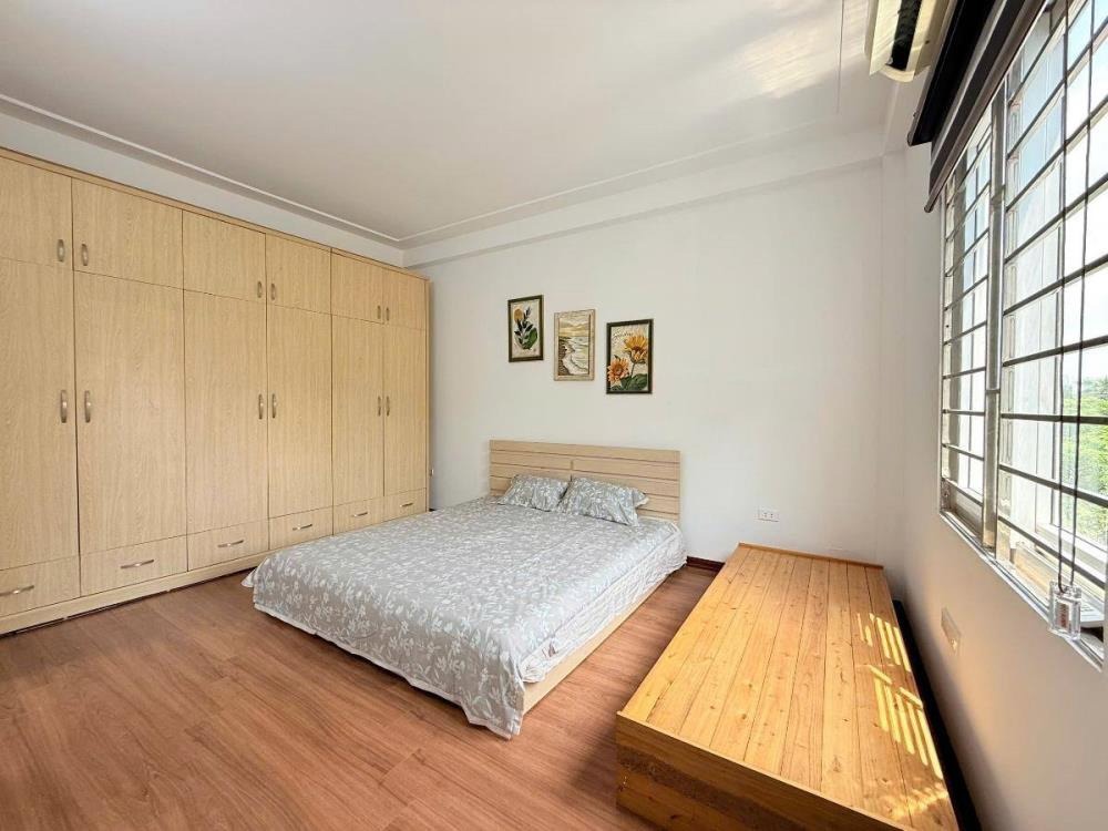 Nhà phố Kim Giang, Hoàng Mai - 36m2, 5 Tầng, Ô Tô Đỗ Cực Hiếm