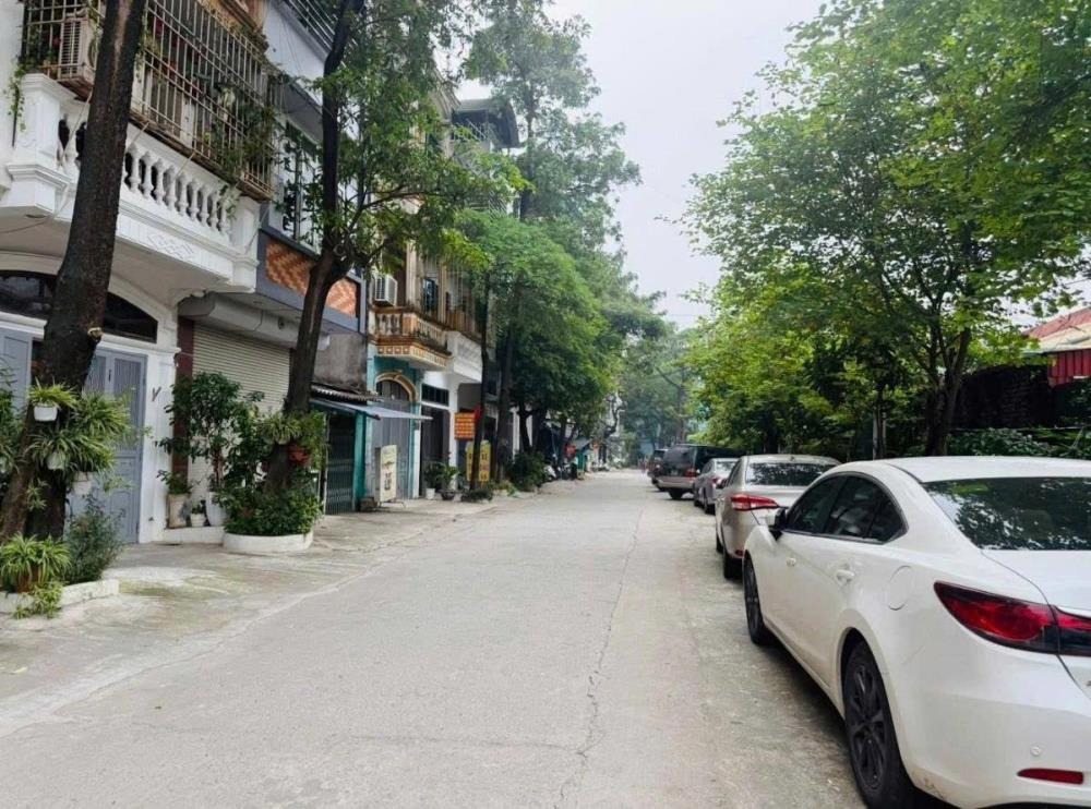 Nhà phố Kim Giang, Hoàng Mai - 36m2, 5 Tầng, Ô Tô Đỗ Cực Hiếm