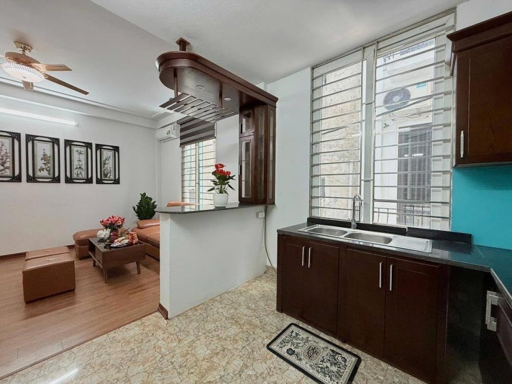 Nhà phố Kim Giang, Hoàng Mai - 36m2, 5 Tầng, Ô Tô Đỗ Cực Hiếm