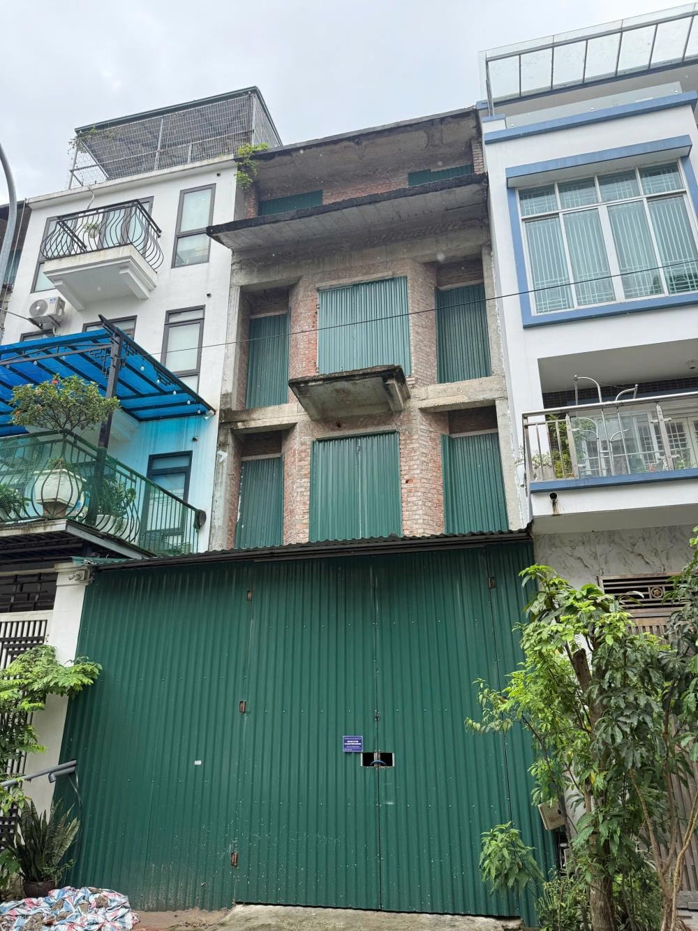 Bán nhà thô tổng cục 5, 100m2, 5 tầng, MT 5m, giá 23.5 tỷ - Vị trí đẹp, tiềm năng lớn