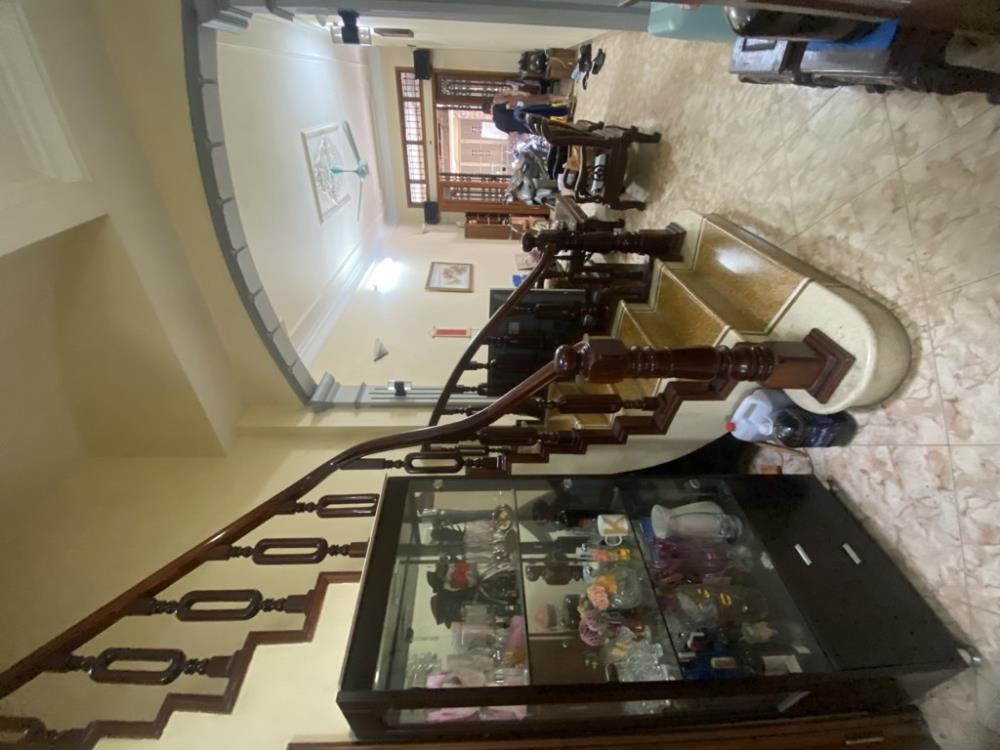 Bán Gấp Nhà Phố Hào Nam - Đống Đa: 47m2, 5 Tầng, Giá 15.86 Tỷ