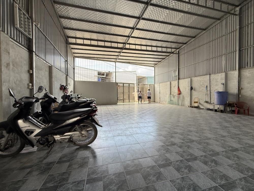 Bán Đất Phố Cầu Cốc 115m2, Ngõ Thông, Ô Tô Vào Nhà - Giá 15.8 Tỷ