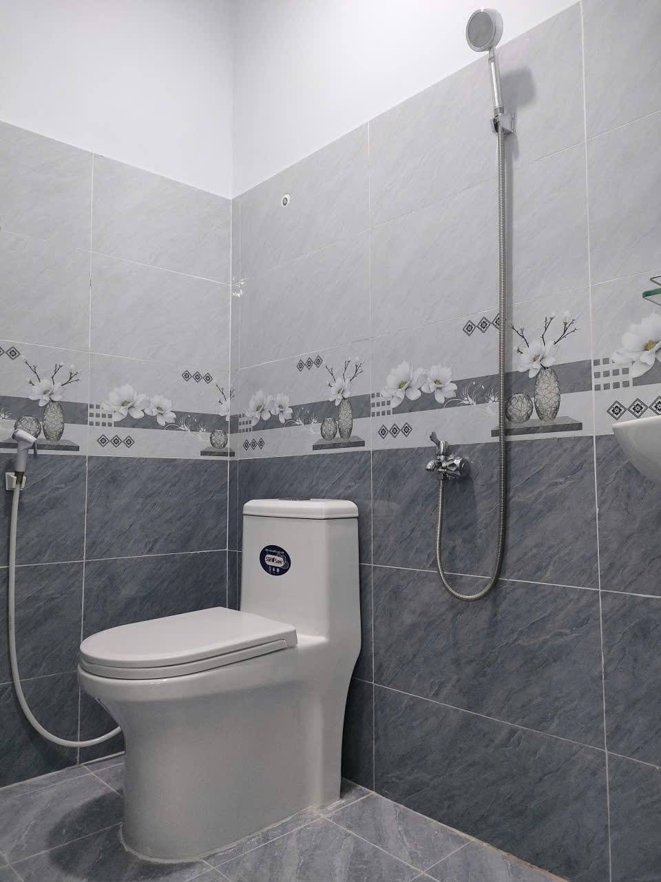 Bán nhà 1 lầu, 1/ngắn HT13, P. Tân Thới Hiệp, TP.HCM - Giá tốt, Vị trí đẹp