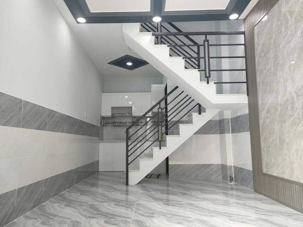 Bán nhà 1 lầu, 1/ngắn HT13, P. Tân Thới Hiệp, TP.HCM - Giá tốt, Vị trí đẹp