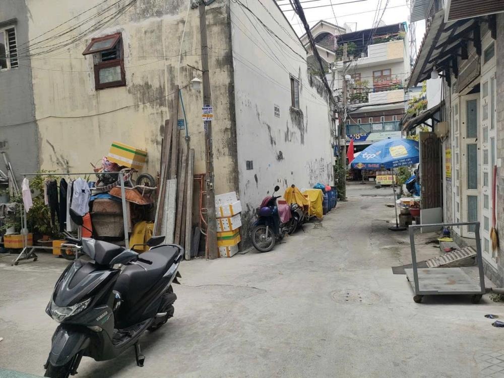 Bán nhà 1 lầu, 1/ngắn HT13, P. Tân Thới Hiệp, TP.HCM - Giá tốt, Vị trí đẹp