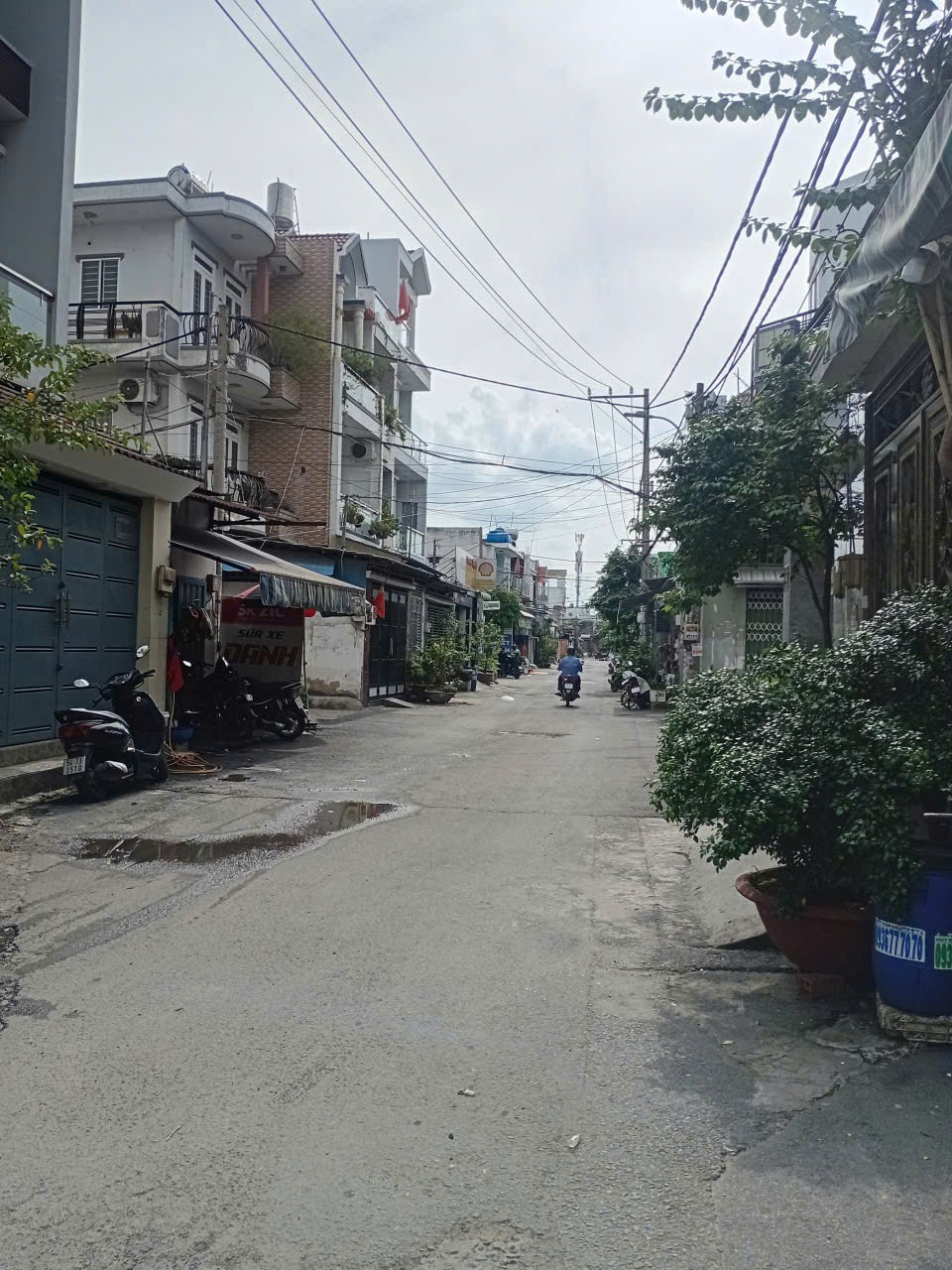 Bán nhà Bình Tân - 67m² - 4PN - Hẻm 7m - Kinh Doanh - Giá 5.65 tỷ