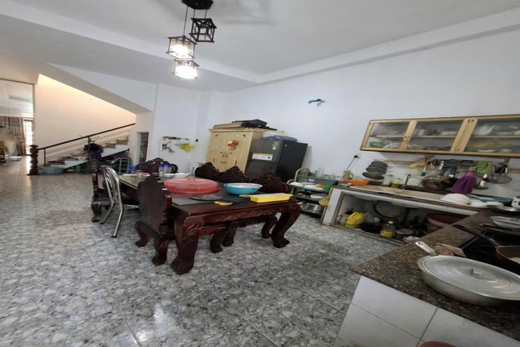 Nhà Mặt tiền Vuông 2 tầng Xe tải tránh 100m2 – Thạnh Lộc 16 Q12
