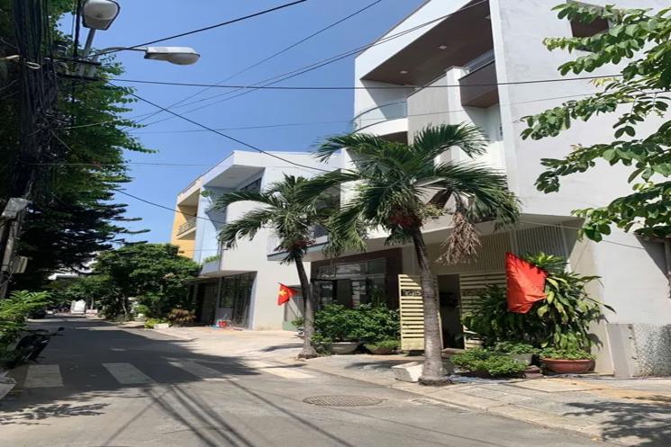 Bán nhà 3 tầng Mặt Tiền Đường 15m Kinh Dương Vương, sát Lý Thái Tông và Nguyễn Sinh Sắc, gần biển