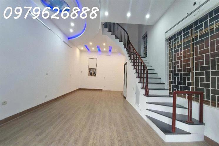 NHÀ MẶT PHỐ BÀ TRIỆU - Ô TÔ TRÁNH,  VỈA HÈ RỘNG - NỞ HẬU - LÔ GÓC - KINH DOANH ĐỈNH
