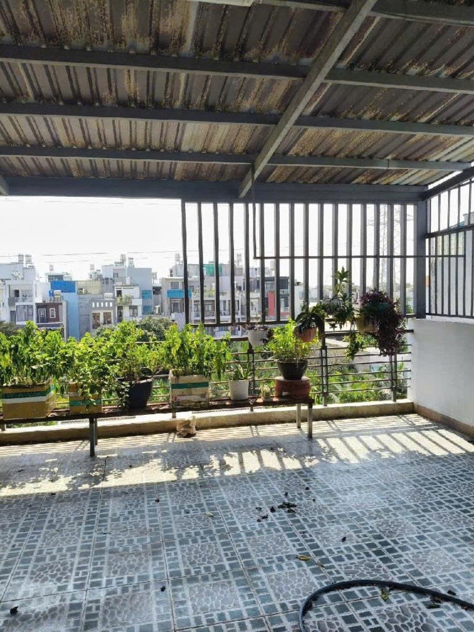Nhà Thạnh Lộc 115m2 - 4 Tầng, Xe Hơi, Pháp Lý Rõ