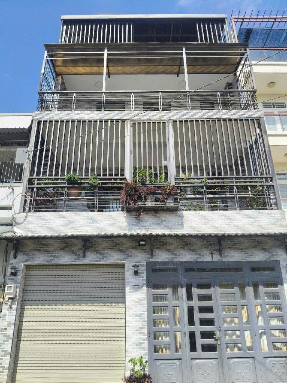 Nhà Thạnh Lộc 115m2 - 4 Tầng, Xe Hơi, Pháp Lý Rõ