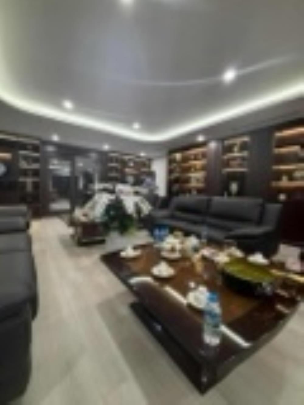 Bán Gấp Nhà Phố Nguyễn Công Trứ 200m2, 10 Tầng, Giá 179 Tỷ - Có Thương Lượng