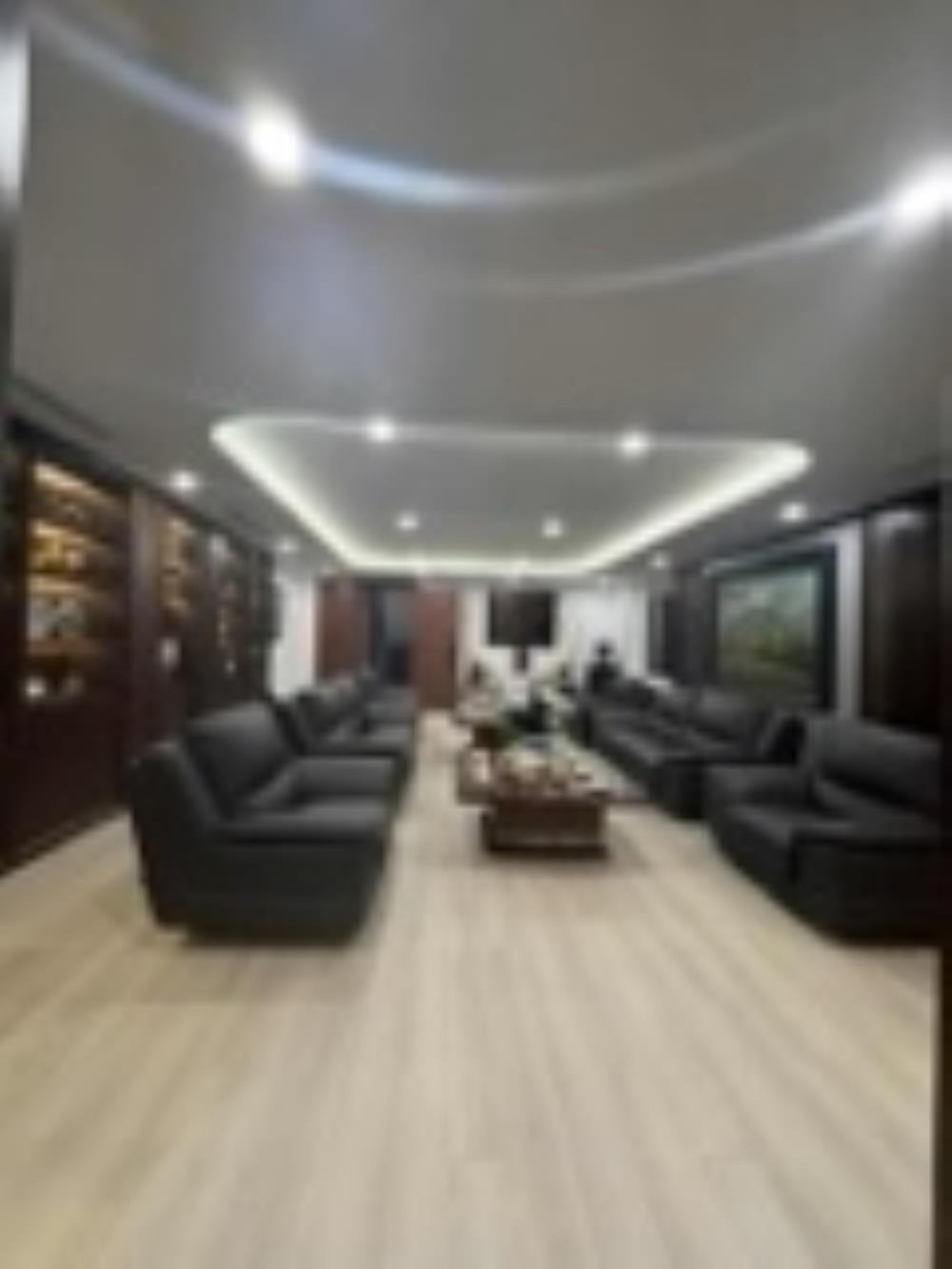 Bán Gấp Nhà Phố Nguyễn Công Trứ 200m2, 10 Tầng, Giá 179 Tỷ - Có Thương Lượng