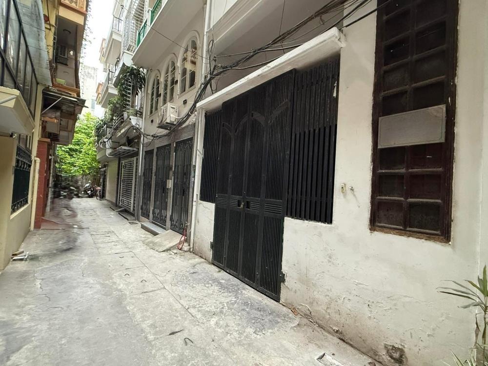 Phân Lô Hoàng Hoa Thám 41m² 5 Tầng, Ô Tô Đỗ Cửa, Giá 12.6 Tỷ