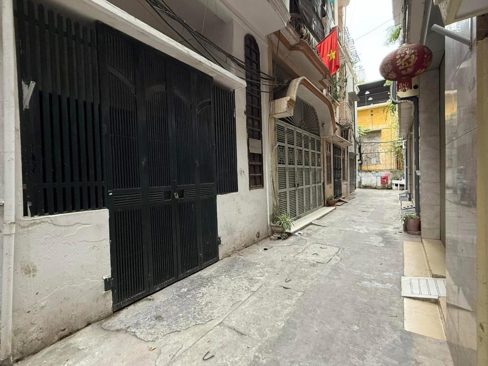 Phân Lô Hoàng Hoa Thám 41m² 5 Tầng, Ô Tô Đỗ Cửa, Giá 12.6 Tỷ