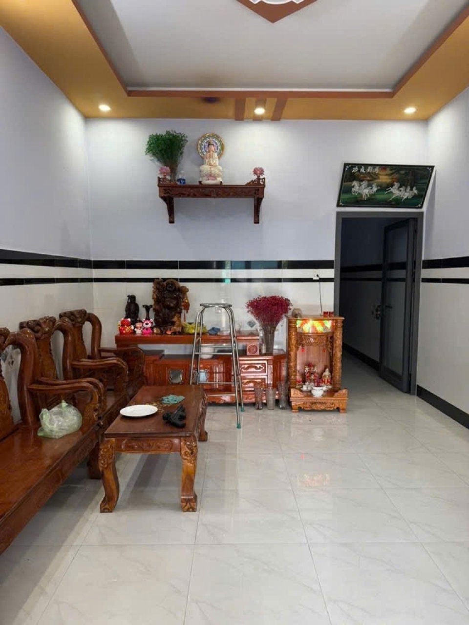 Nhà 1 Trệt, Sân Rộng 102m2, Đặng Thúc Vịnh - Giá 3.1 Tỷ