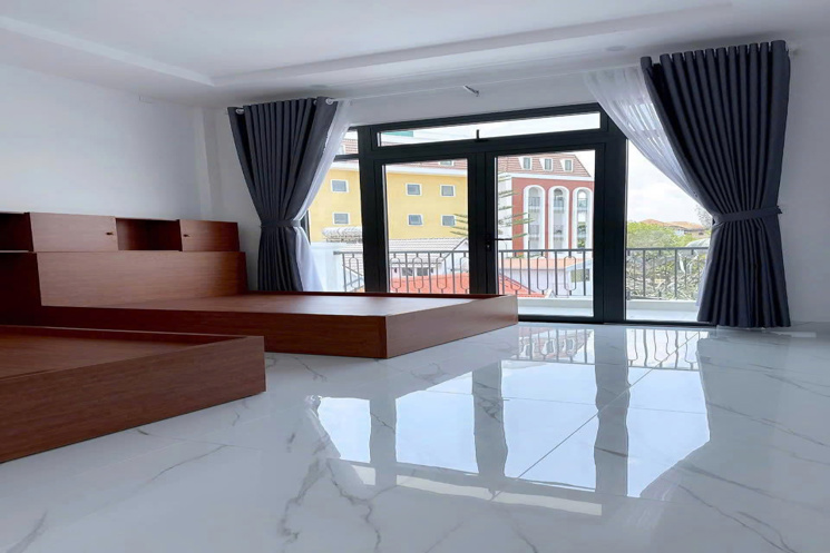 Cần bán nhà mới xây kiên cố huỳnh thúc kháng phường Xuân Hương đà lạt cách trung tâm hành chính 400m