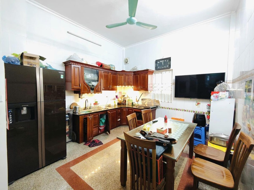 Nhà Đẹp 4 Tầng Hà Đông - 40m2, Ngõ Ô Tô, Gần Metro, Giá 8 Tỷ