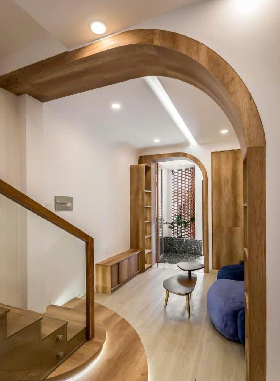 Bán Nhà HXH Quận 7 - 44.8m2 - 2PN - 6.1 Tỷ - Gần Trường Đặng Thùy Trâm