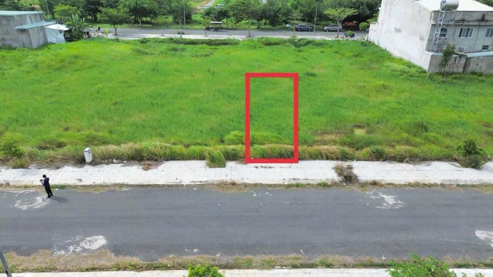 Bán Gấp Lô Đất Full Thổ Cư KCN Tên Lửa - View Hồ, Gần TP.HCM