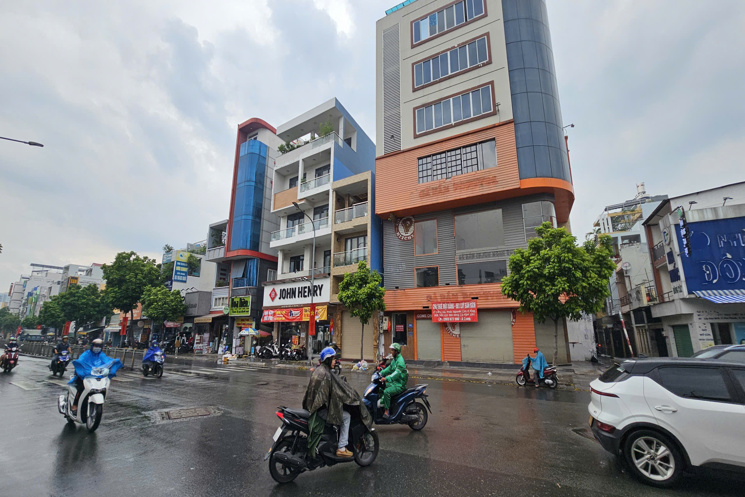 CHO THUÊ TÒA NHÀ GÓC 2 MẶT TIỀN 661 LŨY BÁN BÍCH, P. PHÚ THỌ HÒA, Q. TÂN PHÚ – VỊ TRÍ ĐẮC ĐỊA HIẾM