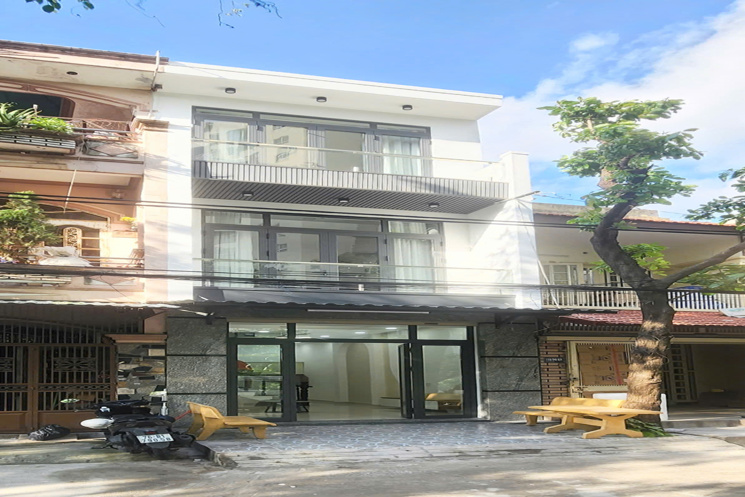 NHÀ 3 TẦNG + SÂN THƯỢNG 118/90/67 E PHAN HUY ÍCH, P.15, Q. TÂN BÌNH – 5.7 TỶ (Hỗ trợ vay NH 70%)
