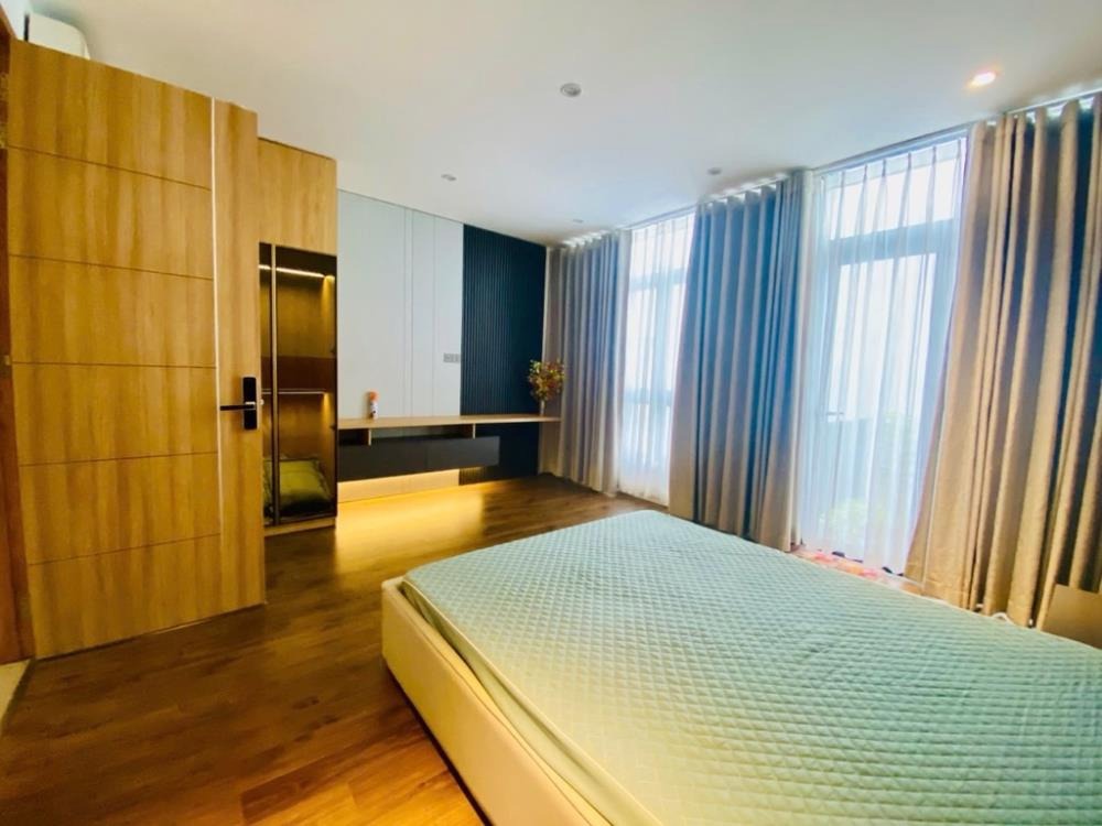 Nhà đẹp hẻm xe hơi trung tâm Phú Nhuận - 7m ngang, 5 tầng, giá tốt