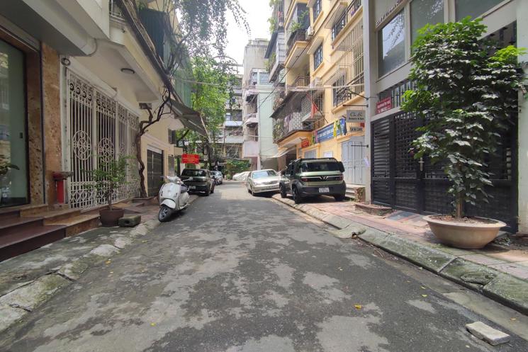 LÔ GÓC.MẶT CHÍNH 6.5M.DT 63M2XÂY 7 TẦNG THANG MÁY PHỐ HOÀNG ĐẠO THÀNH – NGUYỄN XIỂN – KIM GIANG