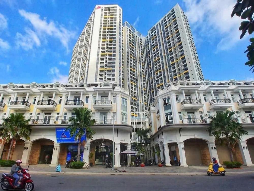 Căn Hộ The Pegasuite Quận 8: Bán Gấp Căn 2PN, Sổ Hồng, Full Nội Thất - 3.95 Tỷ