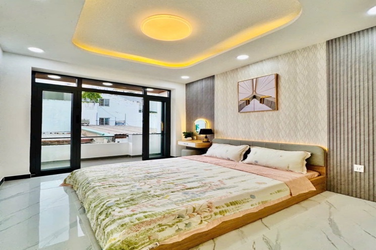 BÙI ĐÌNH TUÝ - P12 - BÌNH THẠNH - 3 TẦNG - 4PN - BAN CÔNG THOÁNG - 5TỶ9