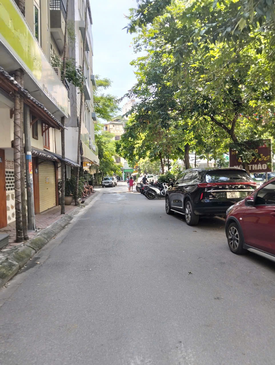 Bán nhà phố Trần Kim Xuyến 80m², 5 tầng, Mặt tiền 6m, Giá 37 tỷ - Cầu Giấy