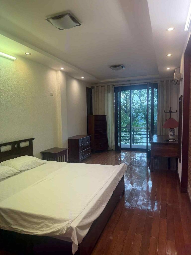 Nhà Mặt Phố Trấn Vũ, Ba Đình - View Hồ Tây - Lợi Nhuận Cao
