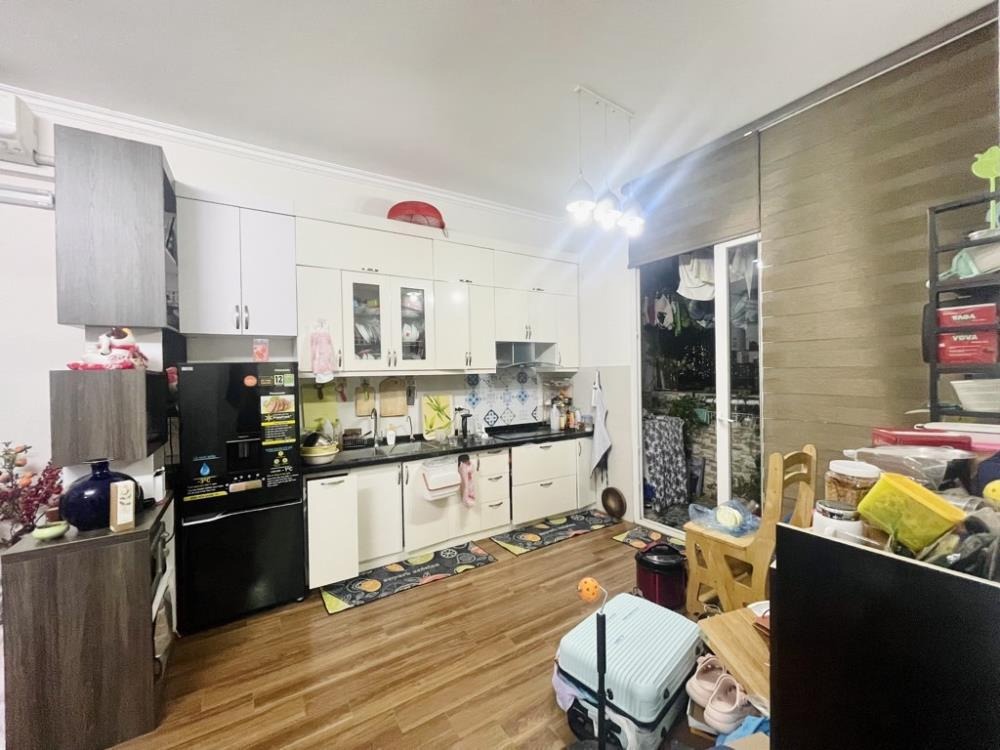 Căn hộ 2PN, 63m2, Trung Tâm Cầu Giấy - Giá 4 tỷ - Full Đồ - Sẵn Sàng Giao Dịch