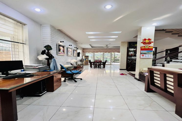 RẤT GẤP BÁN  SIÊU BIỆT THỰ LÀNG VIỆT KIỀU CHÂU ÂU MỘ LAO HÀ ĐÔNG - TRỤC CHÍNH ĐẸP NHẤT - KHU CAO