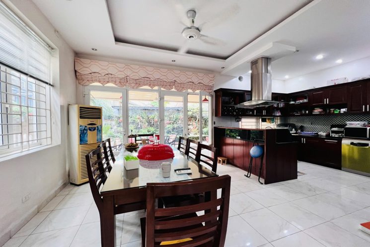 RẤT GẤP BÁN  SIÊU BIỆT THỰ LÀNG VIỆT KIỀU CHÂU ÂU MỘ LAO HÀ ĐÔNG - TRỤC CHÍNH ĐẸP NHẤT - KHU CAO